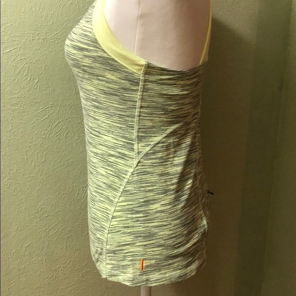 EUC Lucy Active Tank, size m - Picture 5 of 8